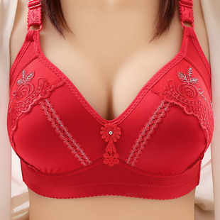 New Cross-border Large Size Middle-aged and Elderly Bra Mother Thin No Steel Ring Three-breasted Lace Traditional Embroidered Bra