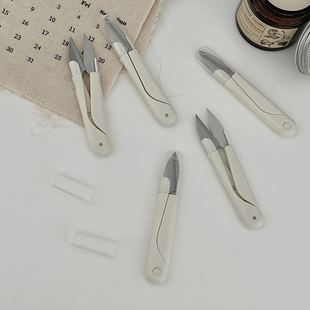 Ножницы для резки нити Простая швейная вышивка крестиком U-образный резак из нержавеющей стали с пружинным заострением Мини-ножницы с крышкой
