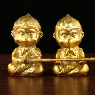 Wholesale sales of brass small size Wukong's fight against Buddha and his heart is dedicated to Buddha's craft home car ornaments, copper ornaments