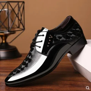 Men's pointed-toe glossy leather shoes men's soft leather Korean-style business formal shoes plus size men's shoes wedding shoes one-piece delivery