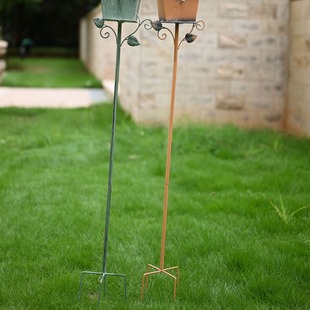 American-style iron creative high-legged bird nest ground plug outdoor garden courtyard distressed garden decoration crafts