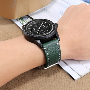Spot wholesale 18/20/22mm leather strap folding deduction double-sided litchi pattern wrist chain Black khaki generation