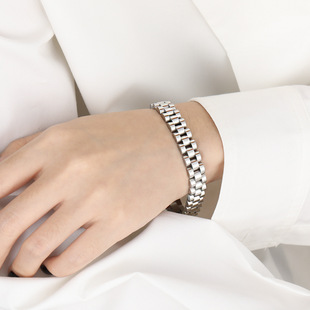 European and American cross-border hot selling niche Cuban watch chain bracelet female fashion personality all-match high-grade titanium steel jewelry