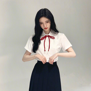 Ju Jingyi та же летняя белая рубашка jk с короткими рукавами