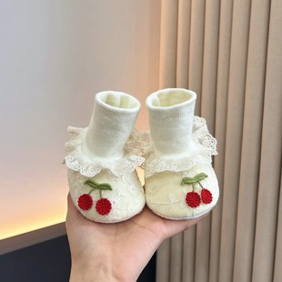 Spring and autumn 0-1 year old female baby soft bottom toddler non-slip shoes and socks 3-6-9-12 months newborn