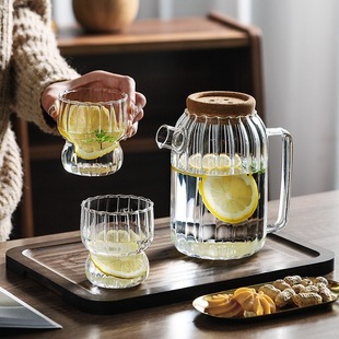 New Vertical Pattern Transparent Glass Cold Water Kettle Household Cool White Water Kettle High Borosilicate Glass Fruit Teapot Teapot Internet Celebrated