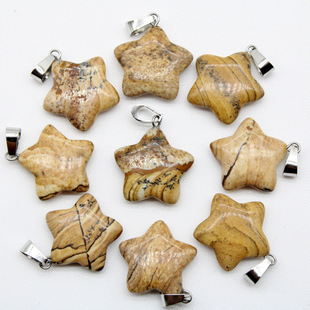 Cross-border e-commerce hot fashion natural stone crystal agate green east tomb five-pointed star pendant necklace accessories