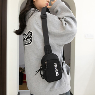 Wholesale color contrast letter chest bag new fashion brand casual girl messenger bag all-match fashion sports chest bag women