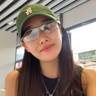 2024 Summer Fashion Trend Sports Cycling Glasses Mountaineering Windproof Sunglasses Eye Protection Light Color Mirror Sunglasses for Men and Women