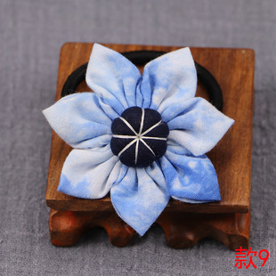 New Yunnan characteristic blue dyed head flower leather rope children Girl hair watch hand-woven fabric tie dyed beads head flower