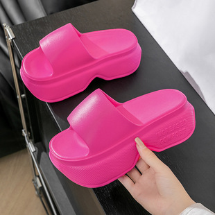 Super Thick Bottom Cross-border Foreign Trade Slippers Women's 2024 New Summer New Outdoor Fashion Couple's Shoes on Shoes