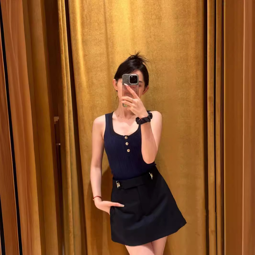 French Niche S2024 Early Autumn New Women's Clothing French Simple Solid Color Slim-fit Knitted Vest Top dark blue