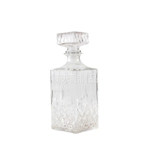 Factory wholesale square diamond wine bottle glass xo whiskey wine storage bottle European wine bottle decanter glass seal