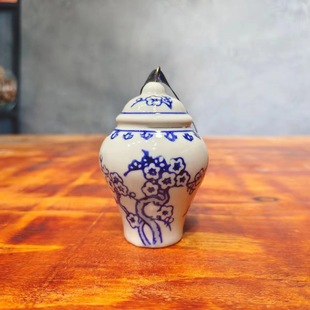 Jingdezhen Blue and White Porcelain Ceramic Vase Small General Jar Mini Creative Christmas Small Hanging Bottle Bogu Rack Desktop Decoration