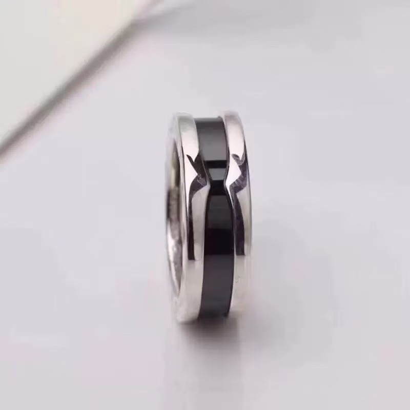 Baojia Little Red Man Charity Edition Black and White Ceramic Spring Ring for Men and Women Couples