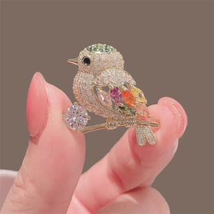 Cross-border hot sale Magpie bird animal brooch High sense niche suit pin anti-exposure decorative dual-use collar pin