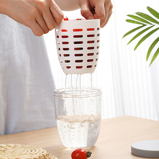 Cross-border Fruit Cup with Fork Drain Sealed Leak-proof Large Capacity Salah Cup Outdoor Picnic Fruit Fishing Cup