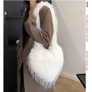 Peach Heart Turkey Feather UR Cute Light Luxury Heart-shaped Bag High-grade Single Shoulder Crossbody Sweet plush Bag Foreign Trade Large Capacity Women