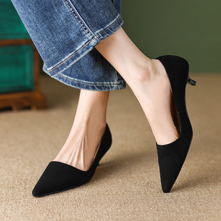 Fashion Shoes Women's Spring and Summer 2023 New Suede Pointed Thin Heel Elegant Simple Thin Fashionable Light Green Single-Layer Shoes