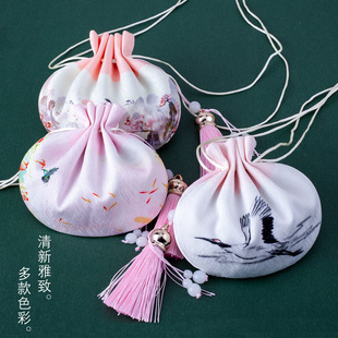 Manufacturer Dragon Boat Festival sachet embroidery sachet empty bag lucky bag portable small pendant ancient style Lotus bag Wormwood sachet