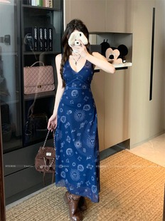 [Zipper inside] Retro Spice Girl Style V-neck Printed dress Women's Tight Waist Slim A- line Skirt