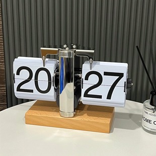 Factory Nordic Automatic Page Turning Clock 12 Hours Retro Home Solid Wood Base Clock Desktop Base Clock Simple