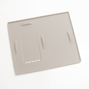 Suitable for BYD summer wireless charging pad silicone cup pad rear refrigerator grid three-row cup central control gear pad