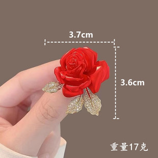 Guofeng Luxury Butterfly Brooch Simple Atmospheric Imitation Pearl Holding Flower Collar Needle Women's Sweater Coat Accessories Corsage