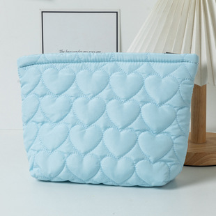 2023 new Japanese and Korean quilted heart clutch liner bag large capacity cosmetic bag lipstick storage bag women's bag