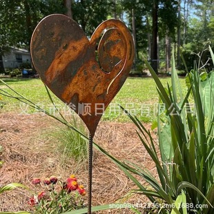 Независимая станция Новый Heart Stake in The Garden металлическая ржавая колонна заземления