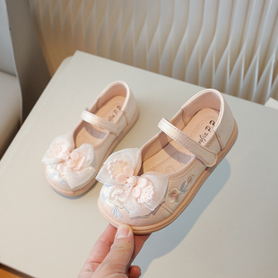 Girls' Ancient Chinese Clothing Shoes 2024 Spring and Autumn Little Girl's Bow Embroidered Single-layer Shoes Princess Mary Jane Small Leather Shoes