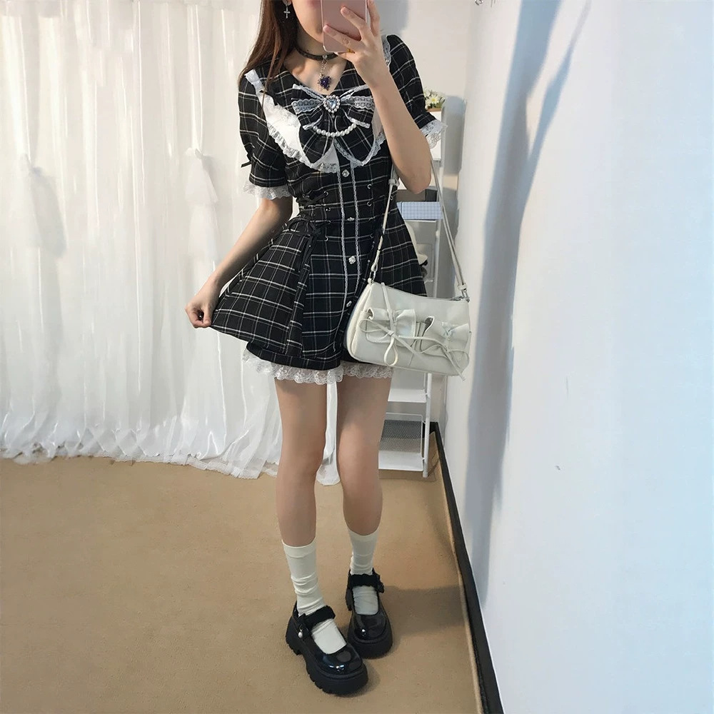 A Complete Set of Plaid Dresses for Petite Women, Summer Short-Sleeved Shirt Dresses, Lace-Trimmed Shorts, Uniform Suits