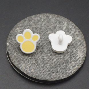 Wholesale plastic small claws cartoon buttons feet cute color children's clothing buttons children's clothing hair rope decoration