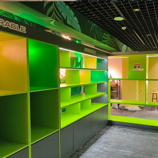 Pet Shop Display Cabinet Custom Pet Cabinet Whole Store Design Zoo Display Props Indoor Ticket Booth Display Stand