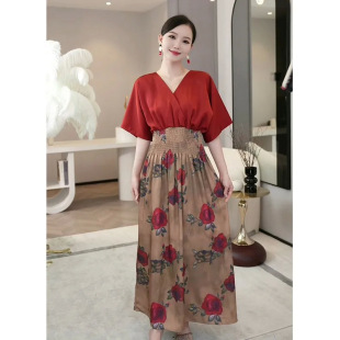 Skirt for Women 2025 New Spring and Summer Pear-Shaped Figure Slightly Fat Dignified Fake Two-Piece V Neck Dress High-End