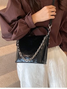 Cross-border Exquisite Chain Bucket Bag Fashion Handbag Women's 2024 New Casual High-end Shoulder Crossbody Bag