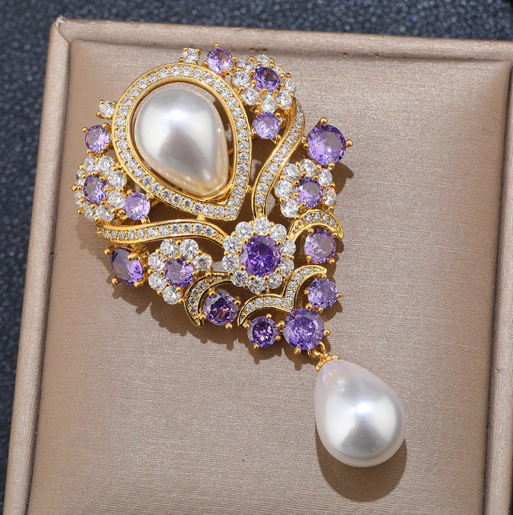 Light Luxury French Retro Violet Water Drop Pearl Brooch, Light Luxury and High-End Feel, Diamond-Encrusted, Elegant and Versatile Coat Accessory