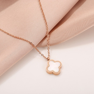 Japanese and Korean Accessories Douyin Same Style Internet Celebrity Four-leaf Clover Necklace Simple 18k Chain Titanium Steel Women's Clavicle Chain ins Versatile