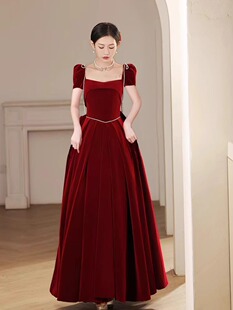 Toast dress bride red velvet wedding dress 2024 New Small Princess on the run engagement dress