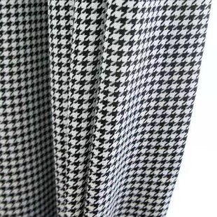 The whole batch of houndstooth 2.8 door width fabric curtain sofa fabric black and white plaid chenille double-sided shading and heat insulation