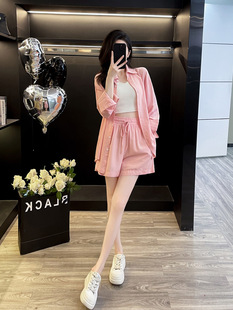 Summer Dopamine Pink Sunscreen Casual Sports suit Women's Summer Age-reducing Thin Shirt Shorts Two-piece suit