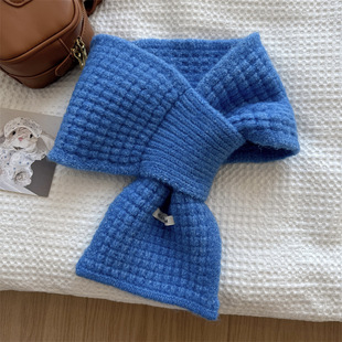 Autumn and Winter Korean Style Internet Celebrity Lazy Small Scarf Chic Knitted Cross Scarf Women's All-match Warm Solid Color Winter Neck Protection