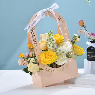 Window Flower Tote Bag Hollow Cross-Border Hot Stamping Packaging Box Trendy Flower Packaging Whole Box Wholesale Hand-Held Flower Box