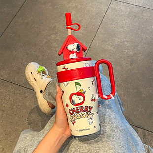 Snoopy новая кукла термальная чашка креативная ледяная бокаль портативная ручка открытый спортивный стакан воды мужской и женский студенческий кубок