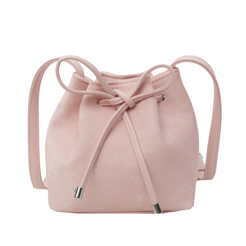 All-match ins Crossbody Bag Women's 2024 New Fashionable South Korea Bucket Bag Western Style Underarm Bag Large Capacity