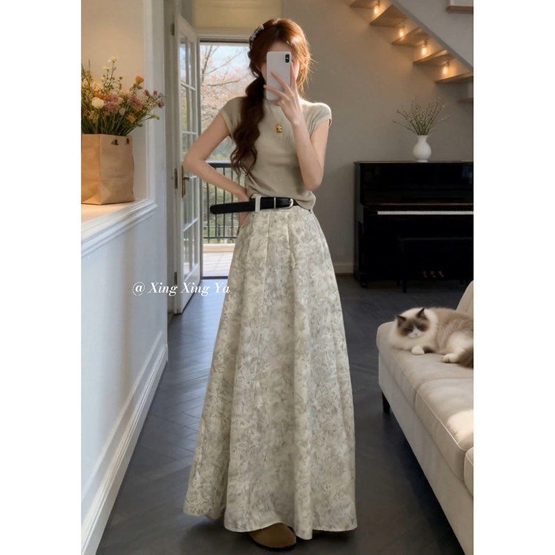 2026 New Korean Style Gentle Fashion Outfit, a Complete Set of Skirts for Women, Summer Slim-Fitting Tops, High-Waisted Long Skirts, Two-Piece Set