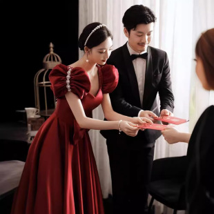 French toast bride on the run princess wine red wedding evening dress women's spring long can be worn at ordinary times