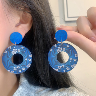 New Chinese Style Cool Earrings 2024 New Accessories Antique Cheongsam Earrings Hollow Round Earrings Earrings Women