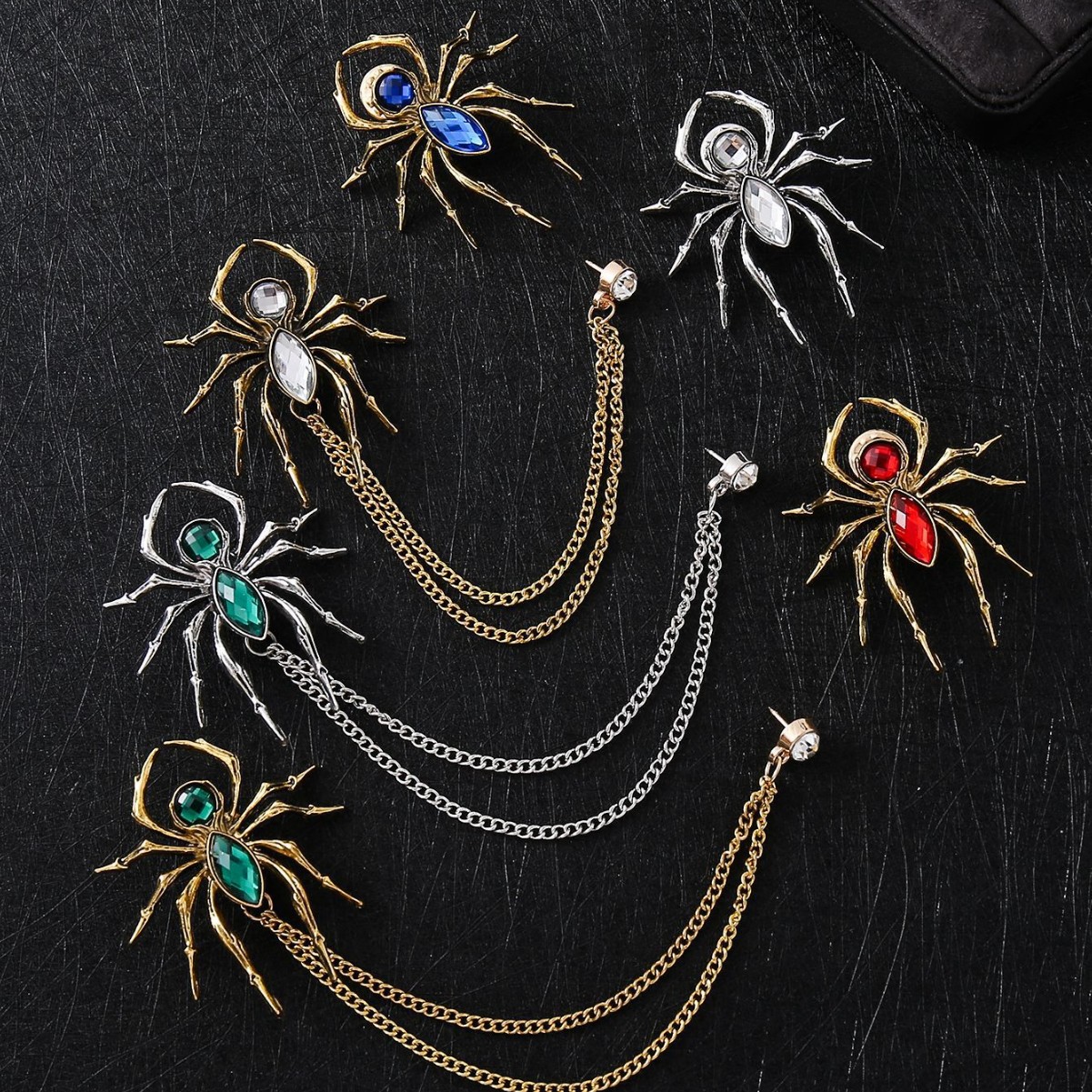 Cross-Border New Retro Personalized Crystal Spider Brooch European and American Alloy Pin Creative Fashion Versatile Clothing Accessories