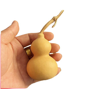 Small gourd first-hand supply with faucet natural mini hand twist play piece stall text play supply real direct sales